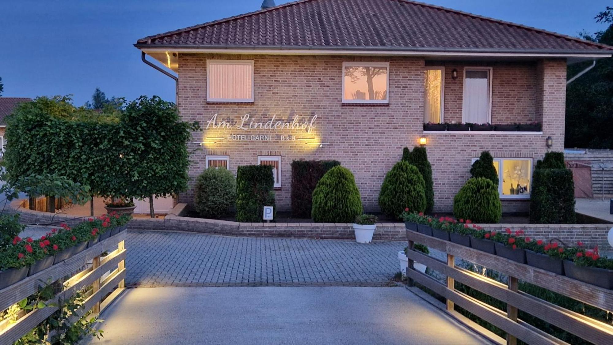 Bunde  Hotel Garni Am Lindenhof Bunde מראה חיצוני תמונה