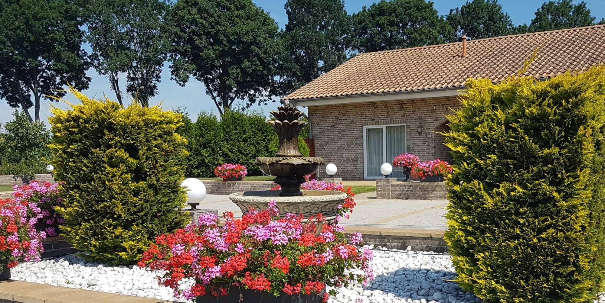 Bunde  Hotel Garni Am Lindenhof Bunde מראה חיצוני תמונה