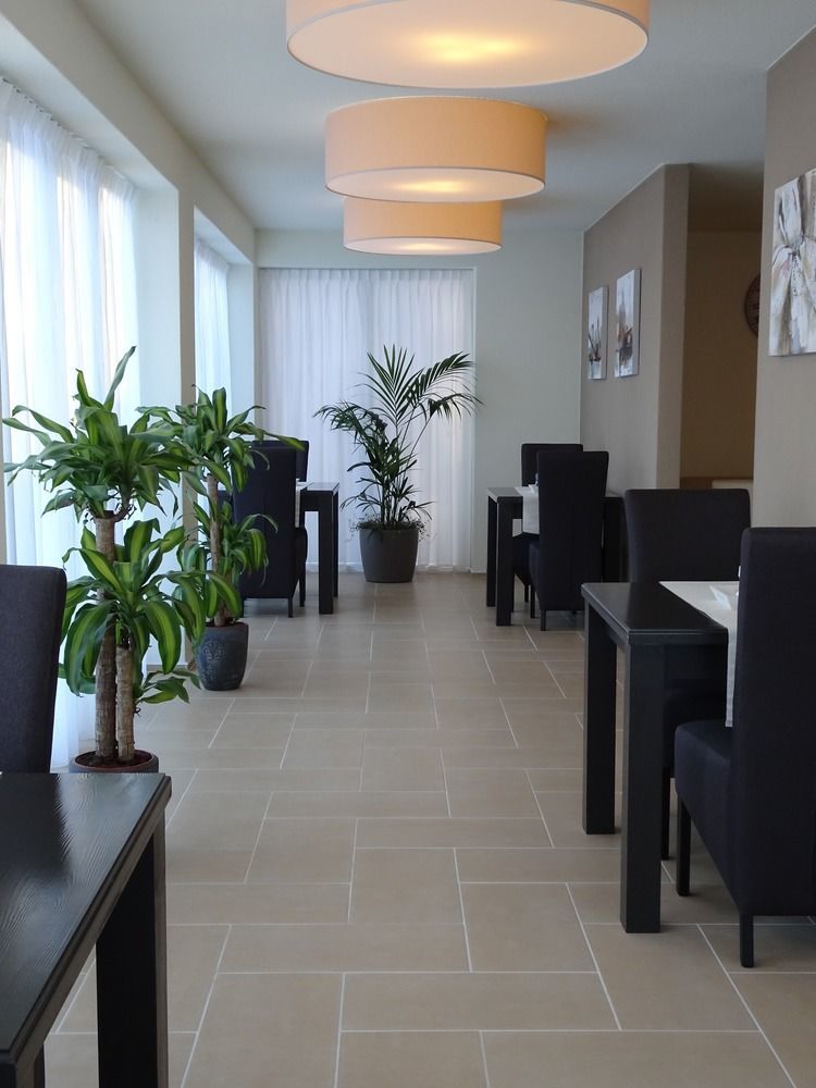 Bunde  Hotel Garni Am Lindenhof Bunde מראה חיצוני תמונה